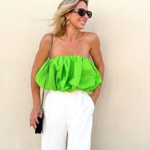 Zara blogger favorite voluminous green top limited edition- Size small